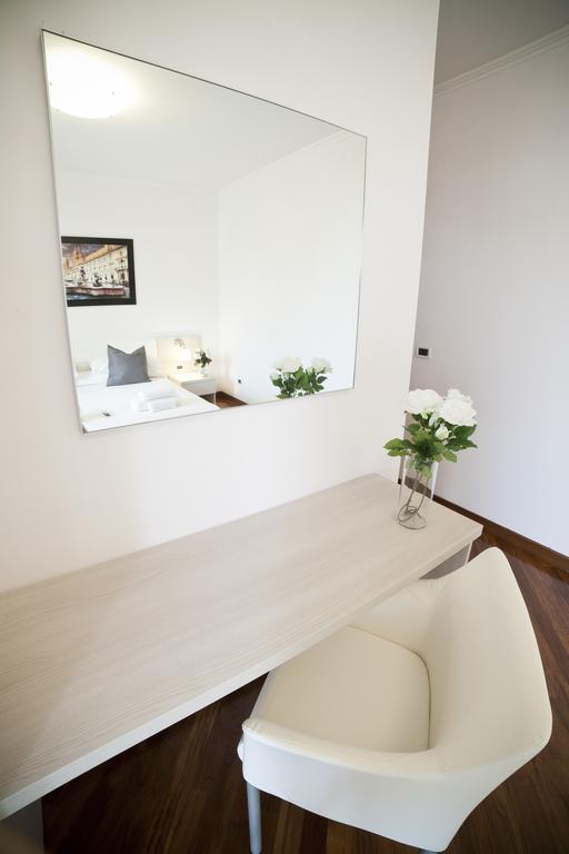 Roman Holidays All'Eur Room photo